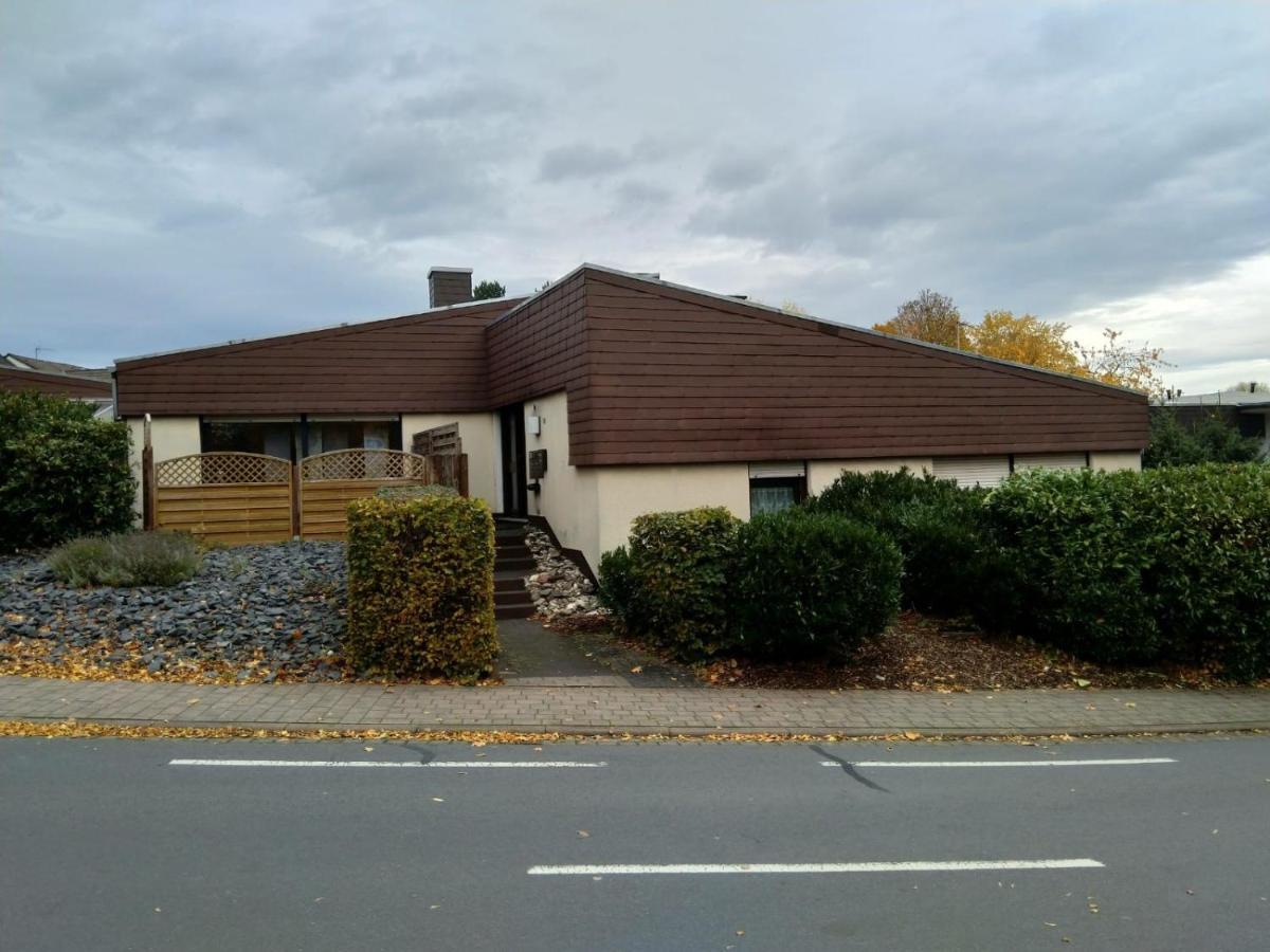 Kleine Ferienwohnung, Einzimmeraparment In Altenkirchen Almersbach Zewnętrze zdjęcie